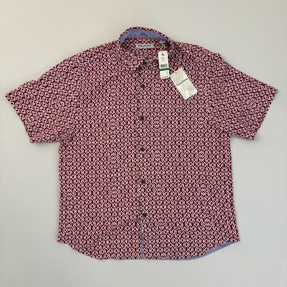 Festival Red Geo Print Tommy Bahama Large SS Button Shirt Brand New With Tags